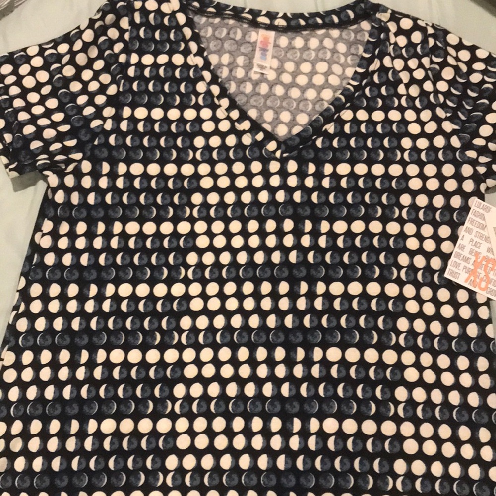 LuLaRoe Christy Tee XS